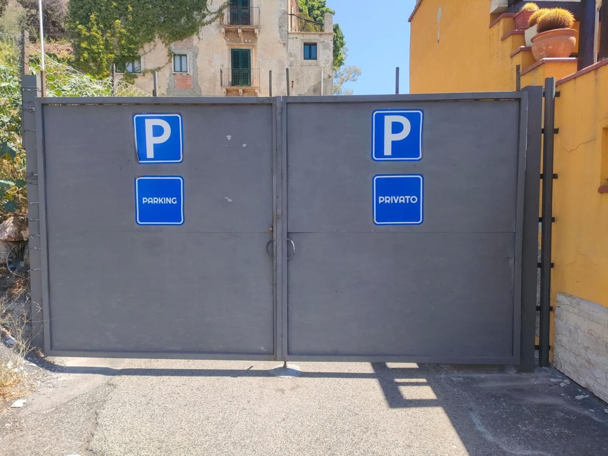 Hotel Pensione Cundari Taormina Exteriör bild