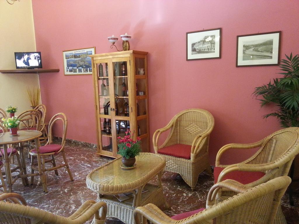 Hotel Pensione Cundari Taormina Exteriör bild